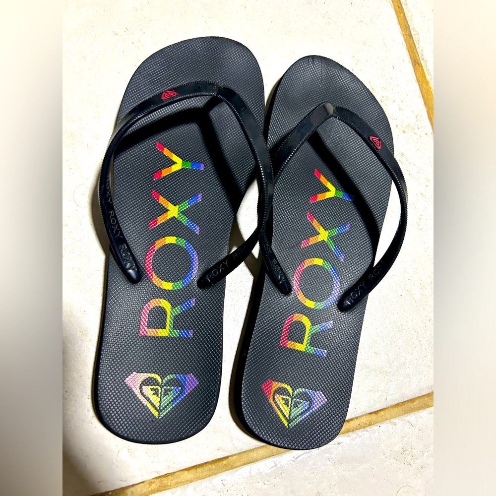 Roxy flip flops 8/9